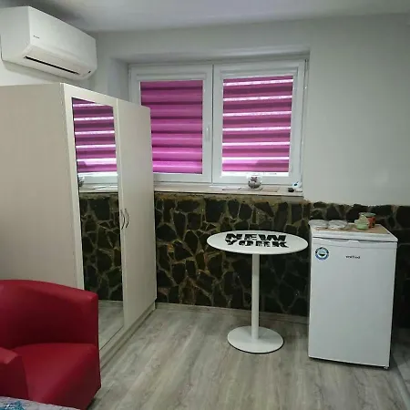 Apartment Studio Vanessa City Center *